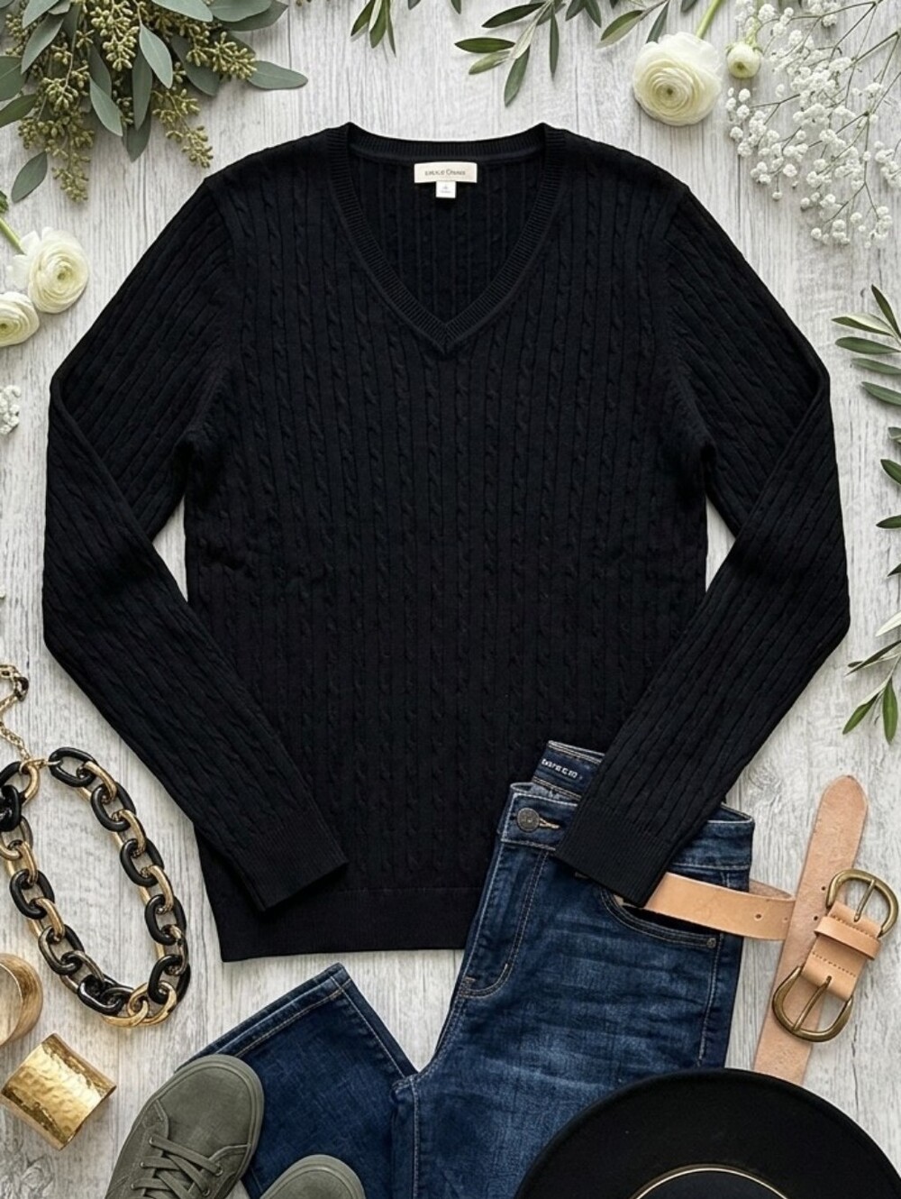 Sweater - Picture 16 of 16